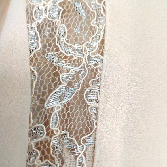 XS Loft Chiffon Blouse - Picture 3 of 5